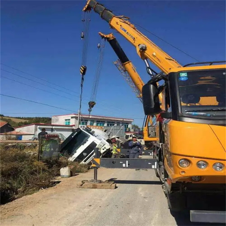 湖南吊车道路救援多少钱